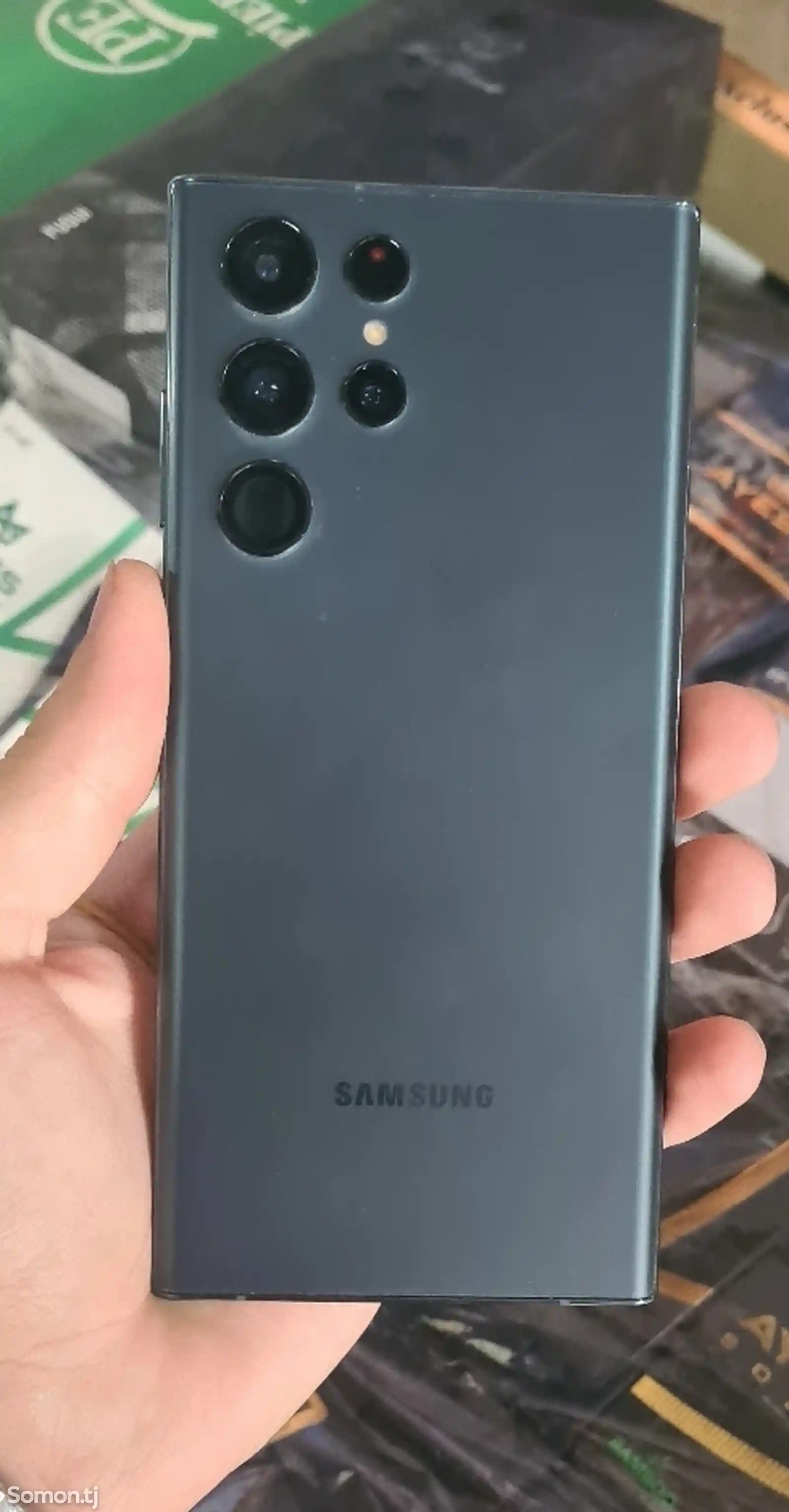 Samsung Galaxy S22Ultra-1