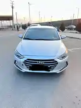 Hyundai Elantra, 2017-4