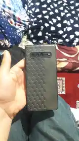 Samsung Galaxy S10+-9