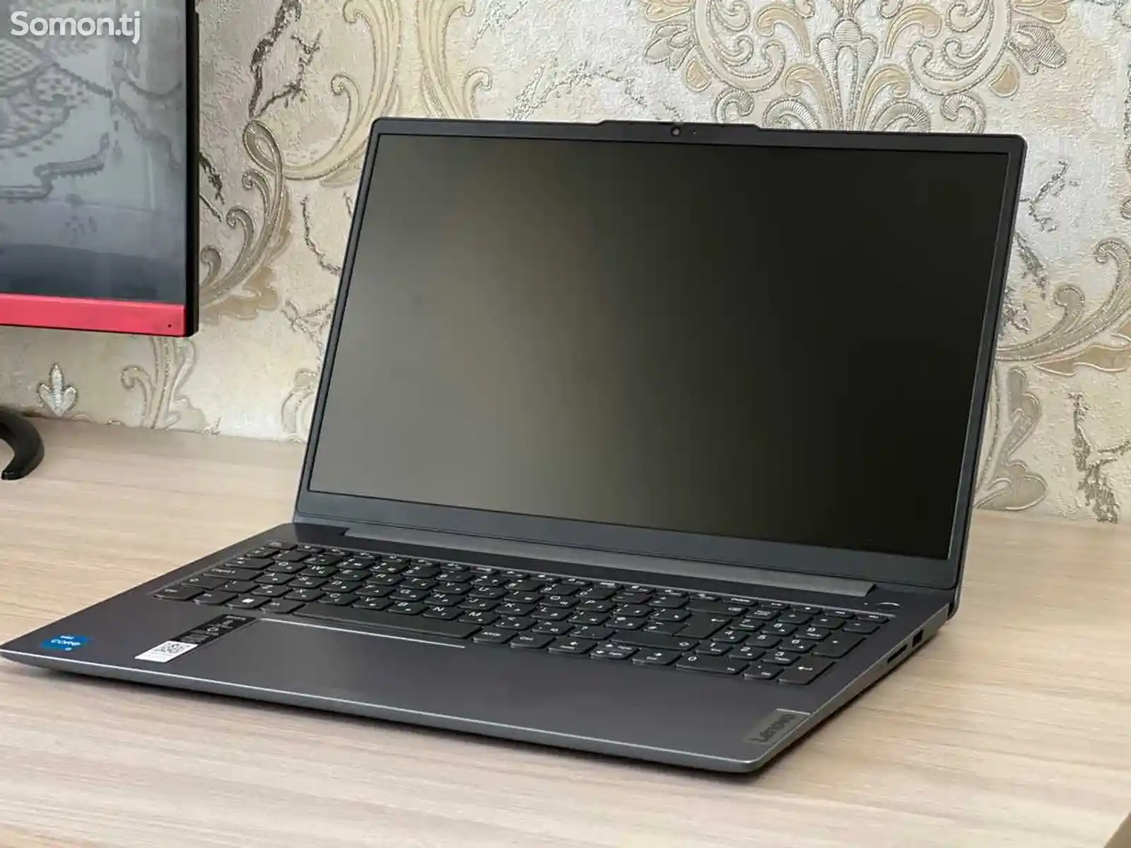 Ноутбук Lenovo Ideapad Slim i3-13gen 4GB/256-3