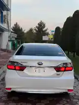 Toyota Camry, 2015-9