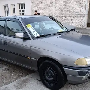 Opel Astra F, 1992