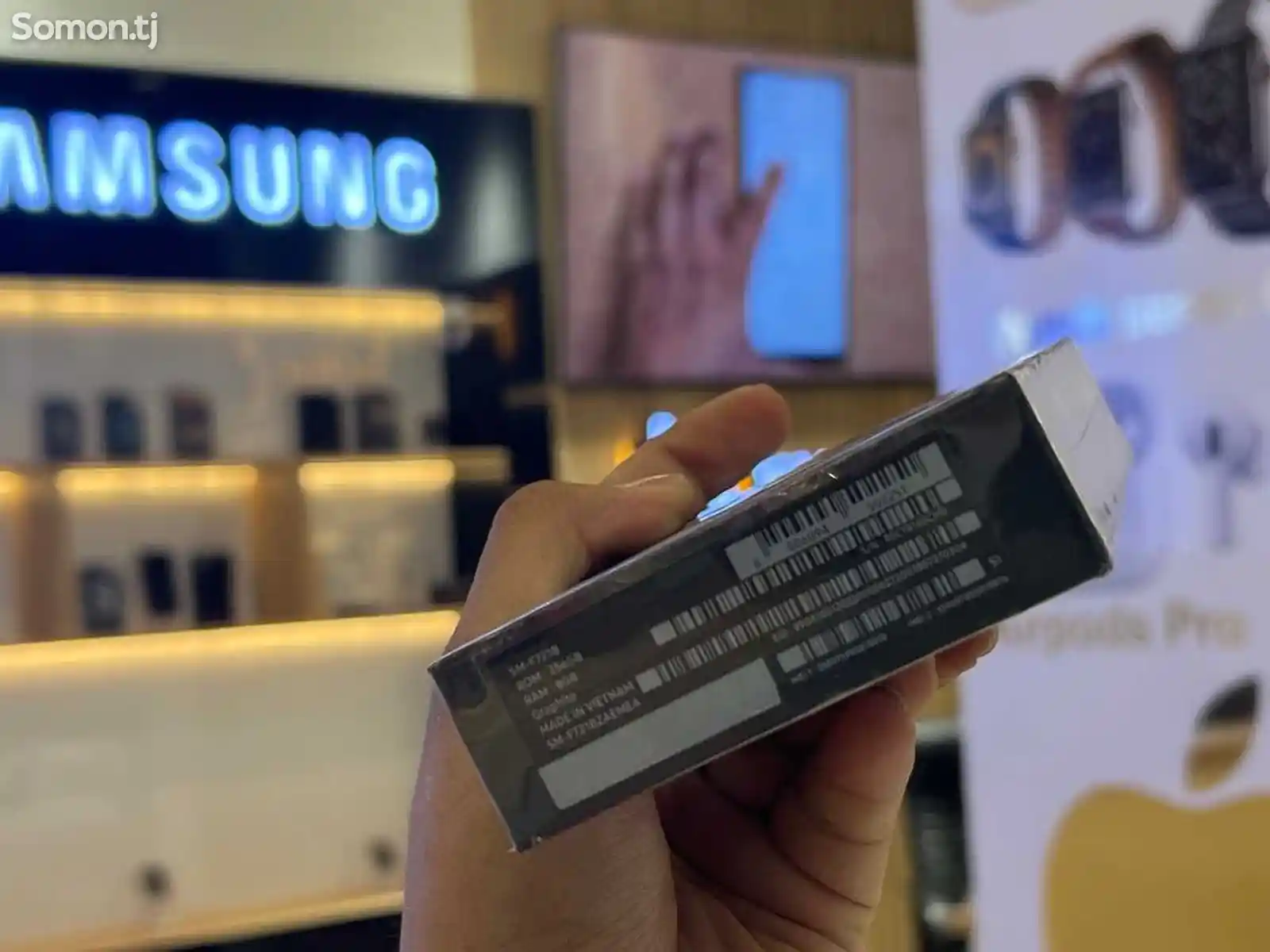 Samsung Galaxy Z Flip 4 black 256Gb-4