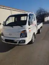 Бортовой автомобиль Hyundai Porter 2-4