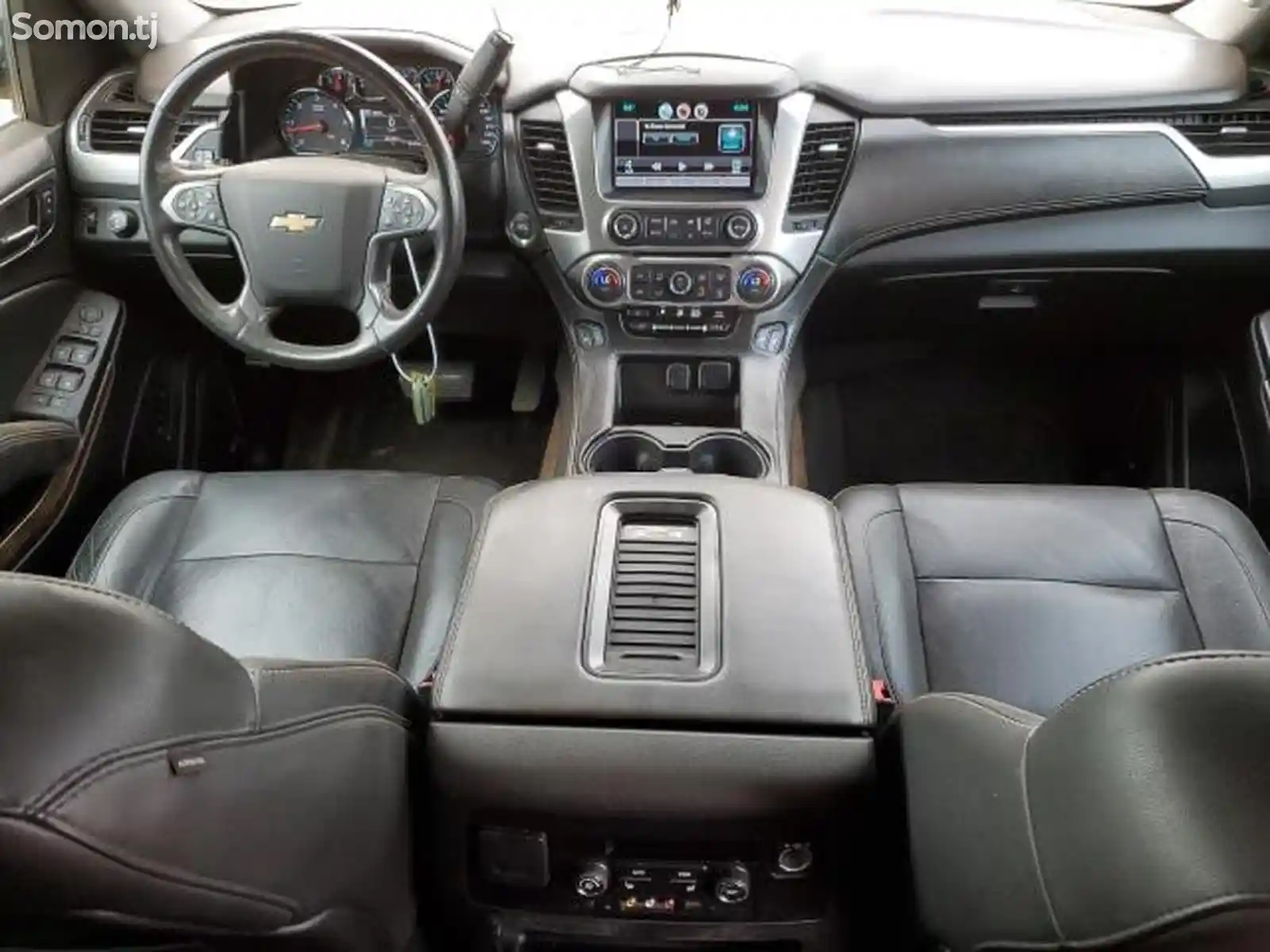 Chevrolet Suburban, 2015-8