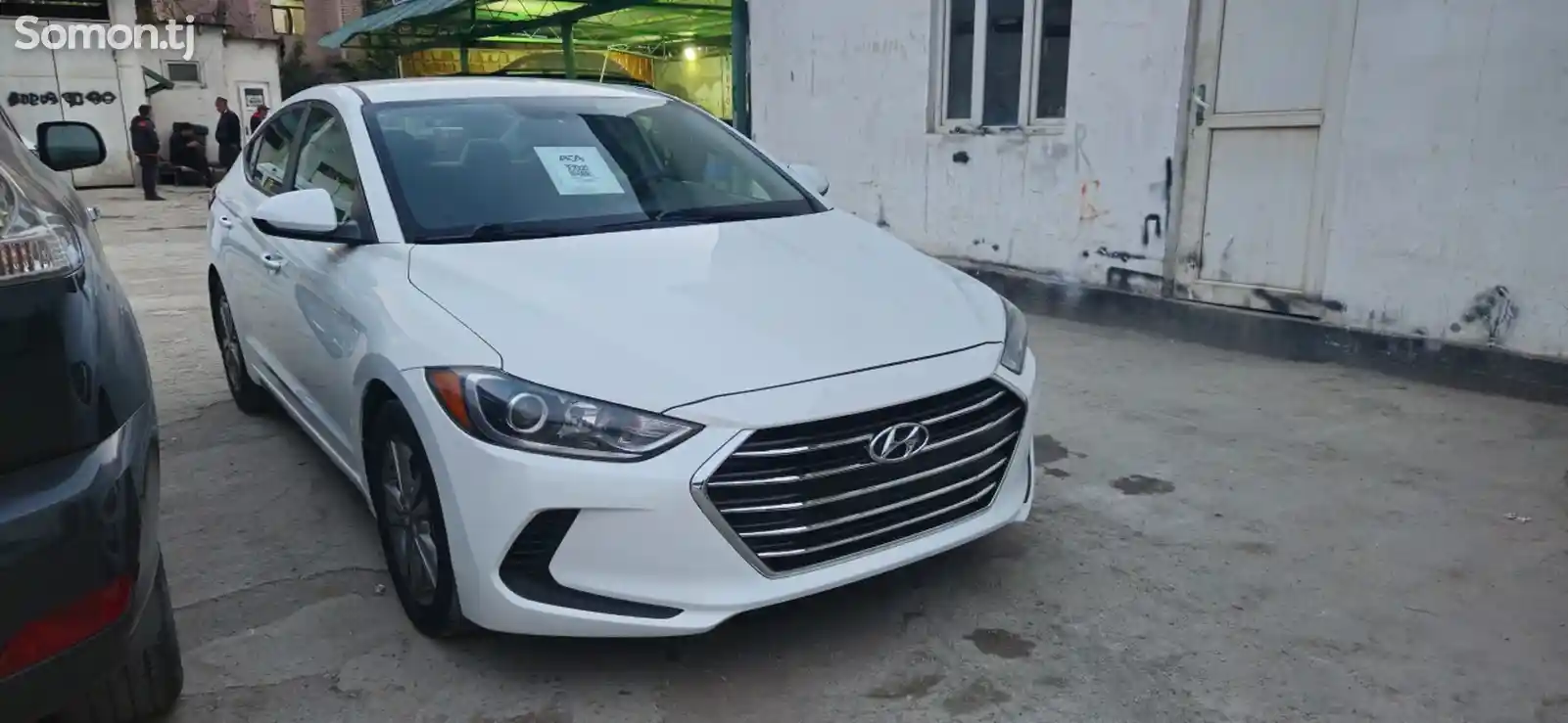 Hyundai Elantra, 2017-4