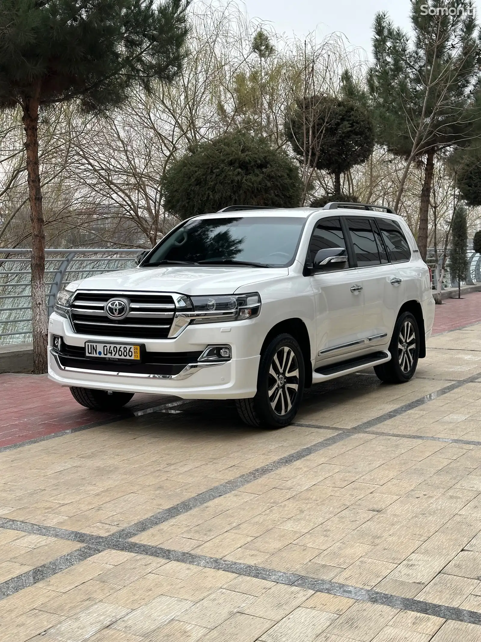 Toyota Land Cruiser, 2019-1