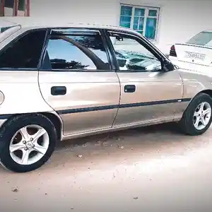 Opel Astra F, 1996