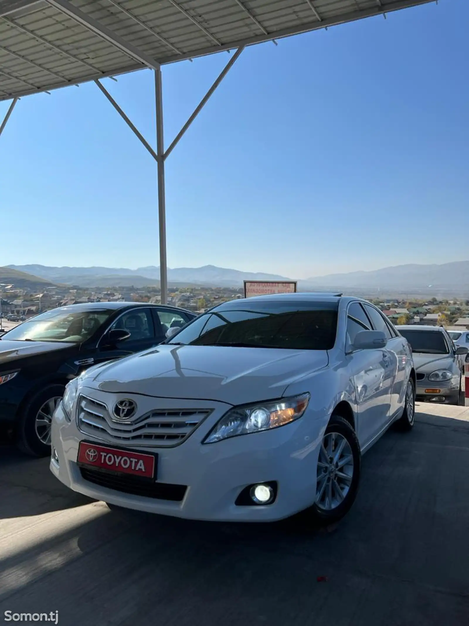 Toyota Camry, 2010-1