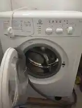 Стиральная машина Indesit-2