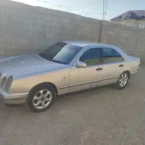 Mercedes-Benz E class, 1998