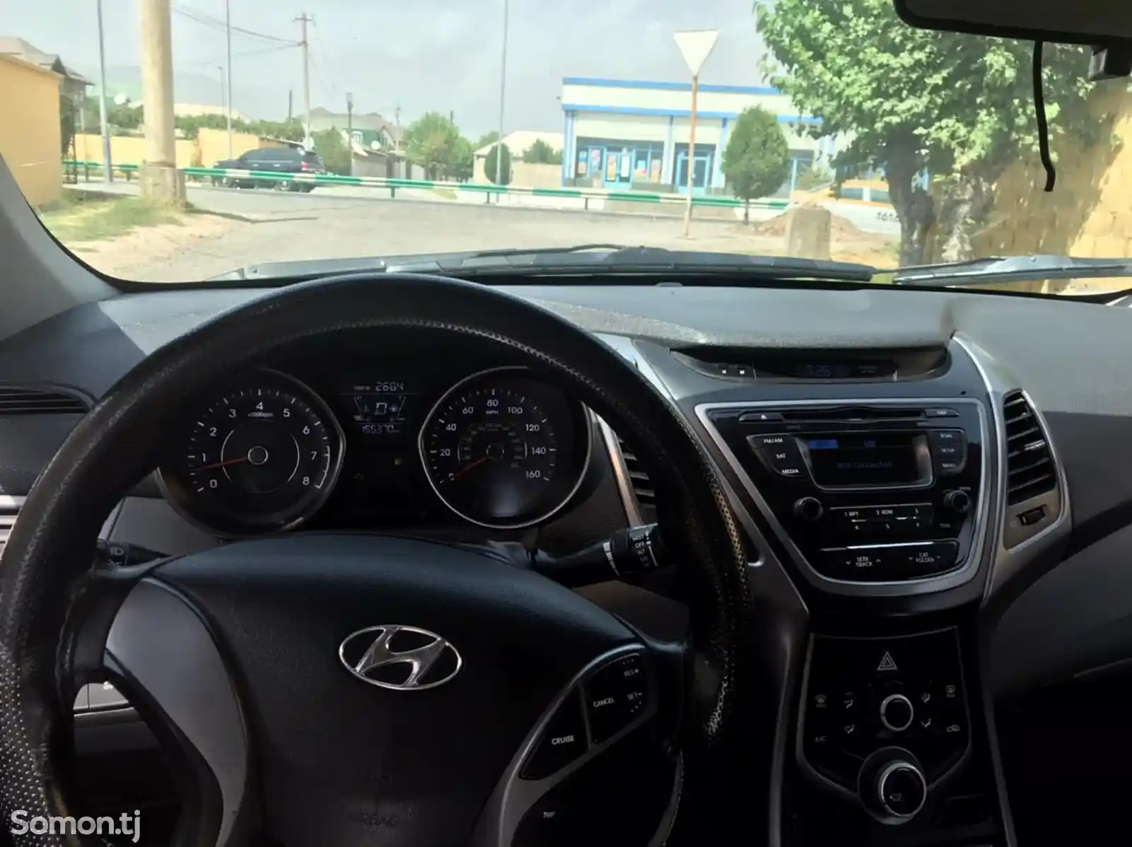 Hyundai Elantra, 2016-5