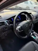 Toyota Camry, 2015-10