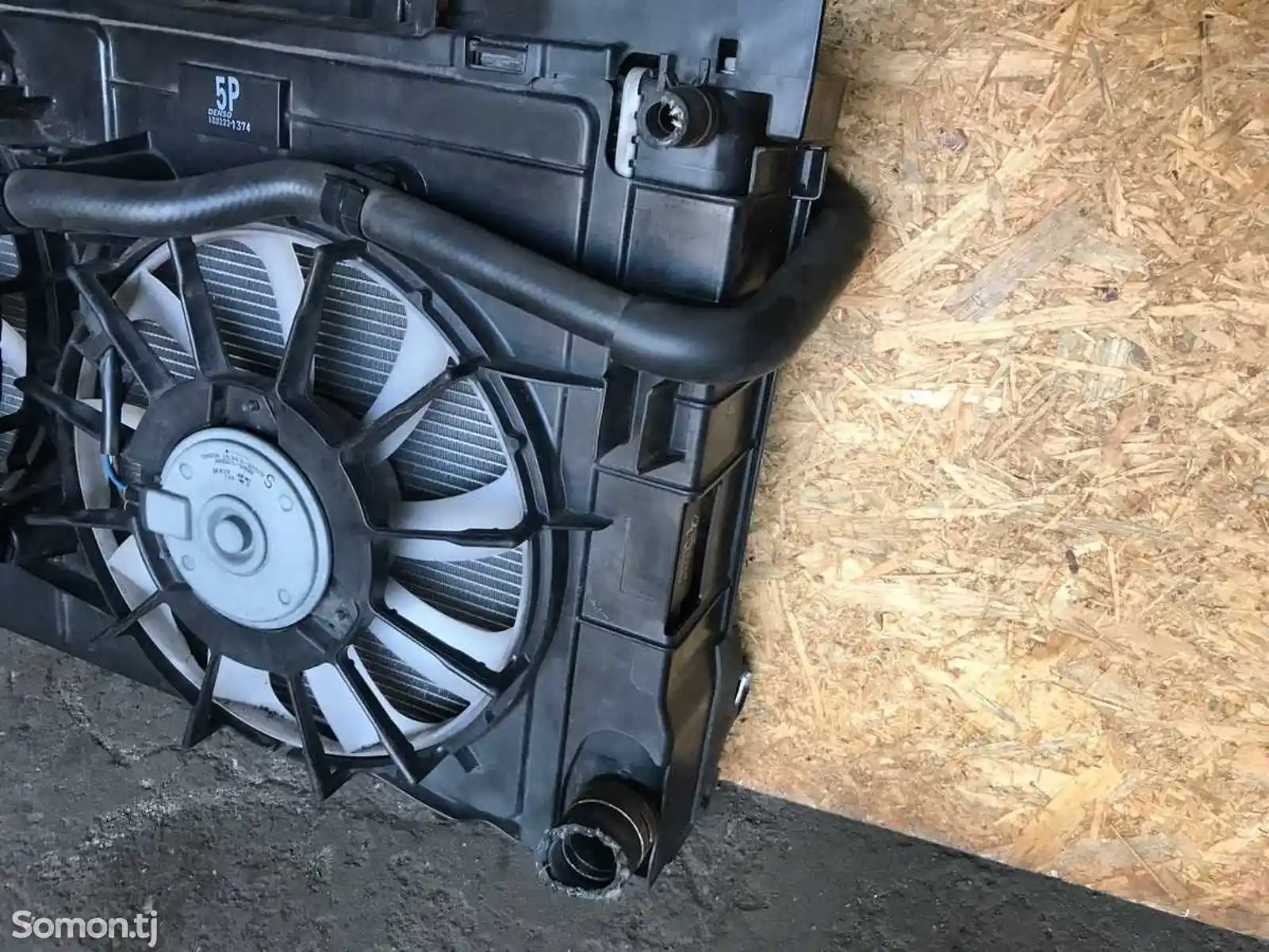 Вентилятор охлаждения двигателя Toyota Prius-3