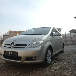 Toyota Corolla Verso, 2006