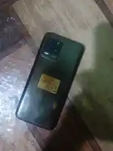 Телефон Realme-2