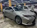 Lexus ES series, 2015-2