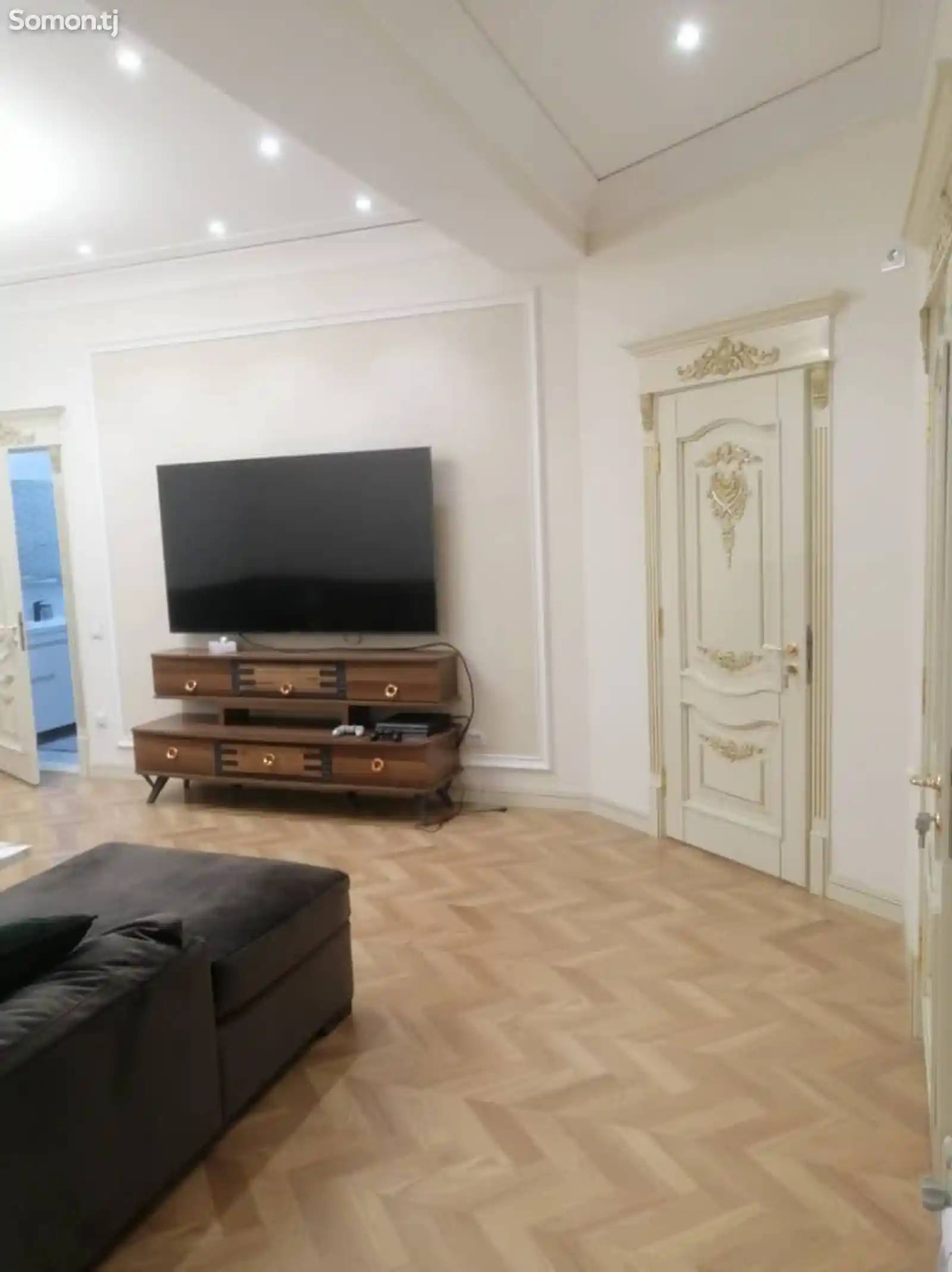 3-комн. квартира, 16 этаж, 100м², Дом печати-2