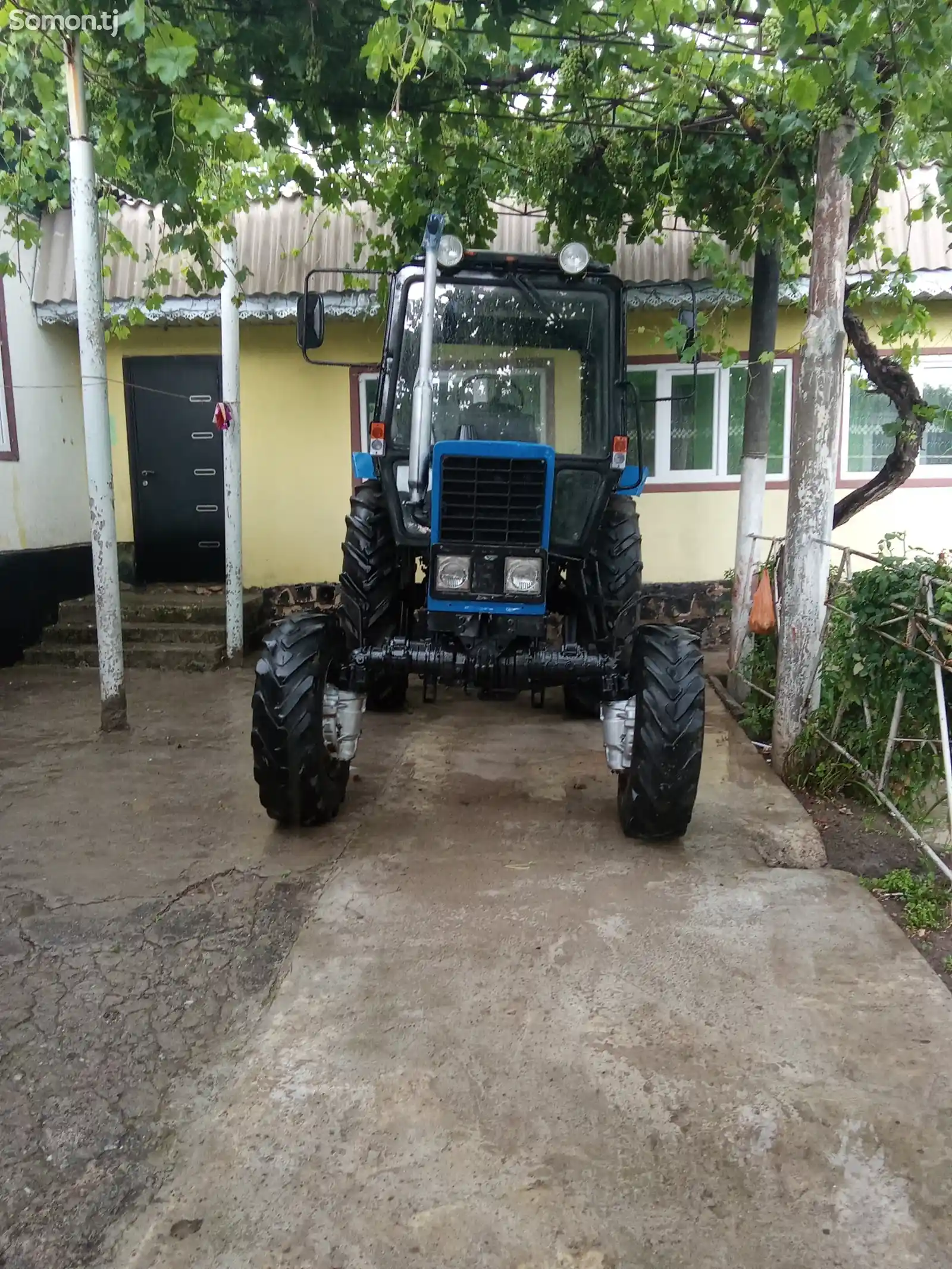 Трактор МТЗ 82.1-4