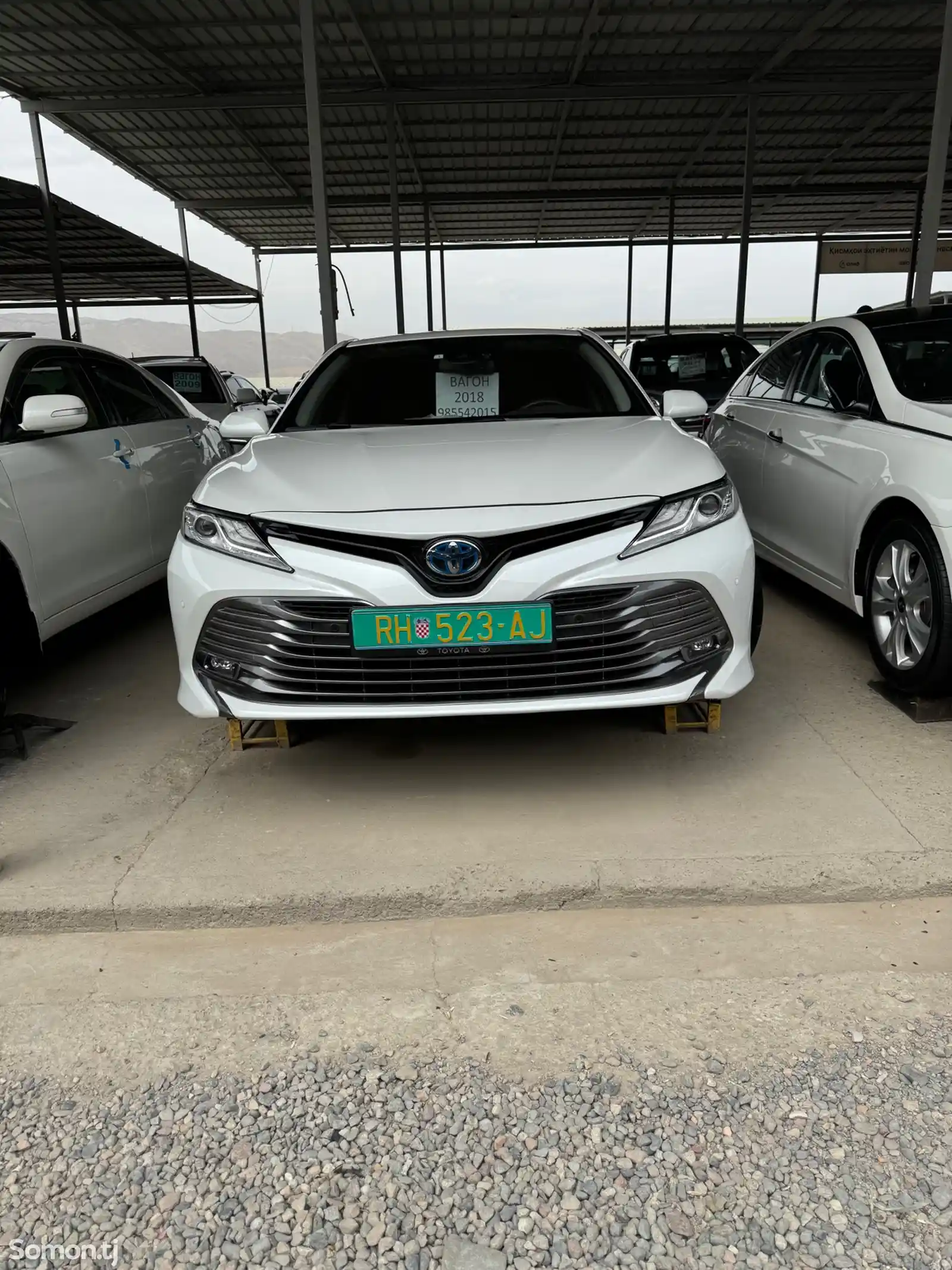 Toyota Camry, 2018-1