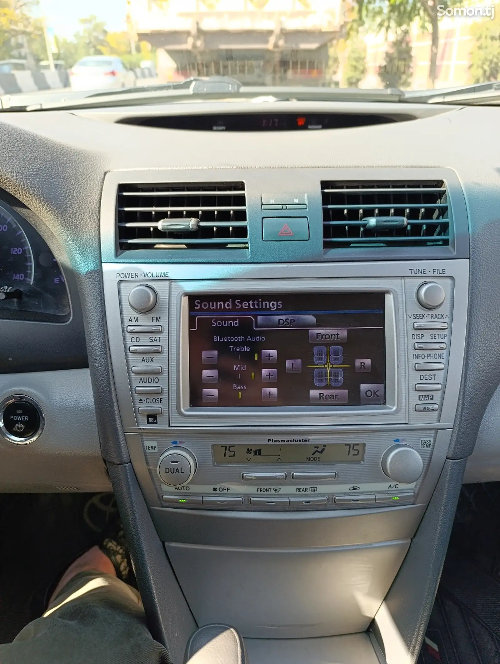 Монитор от Toyota Camry 2 JBL Bluetooth-3