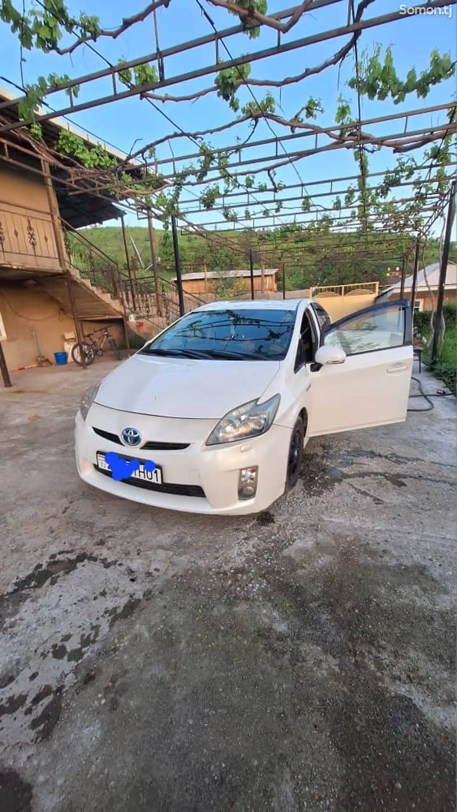 Toyota Prius, 2010-2