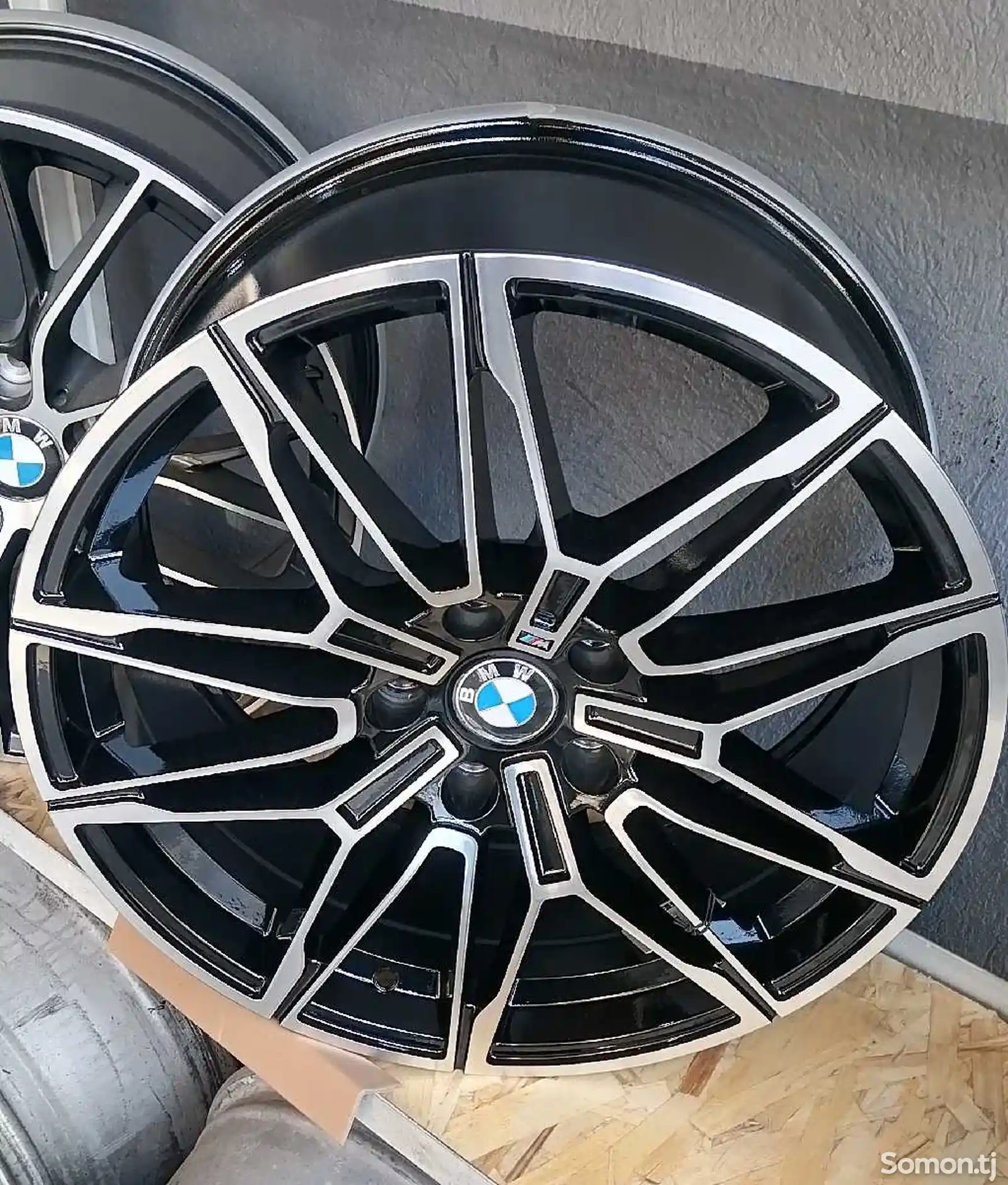 Диски и шины R18 на BMW