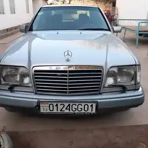 Mercedes-Benz W124, 1995