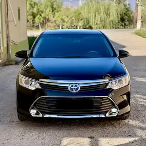 Toyota Camry, 2015