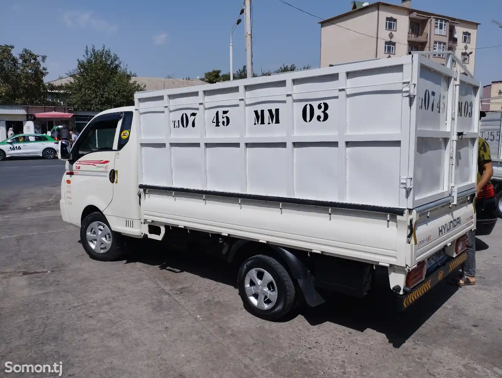 Бортовой автомобиль Hyundai Porter, 2015-4