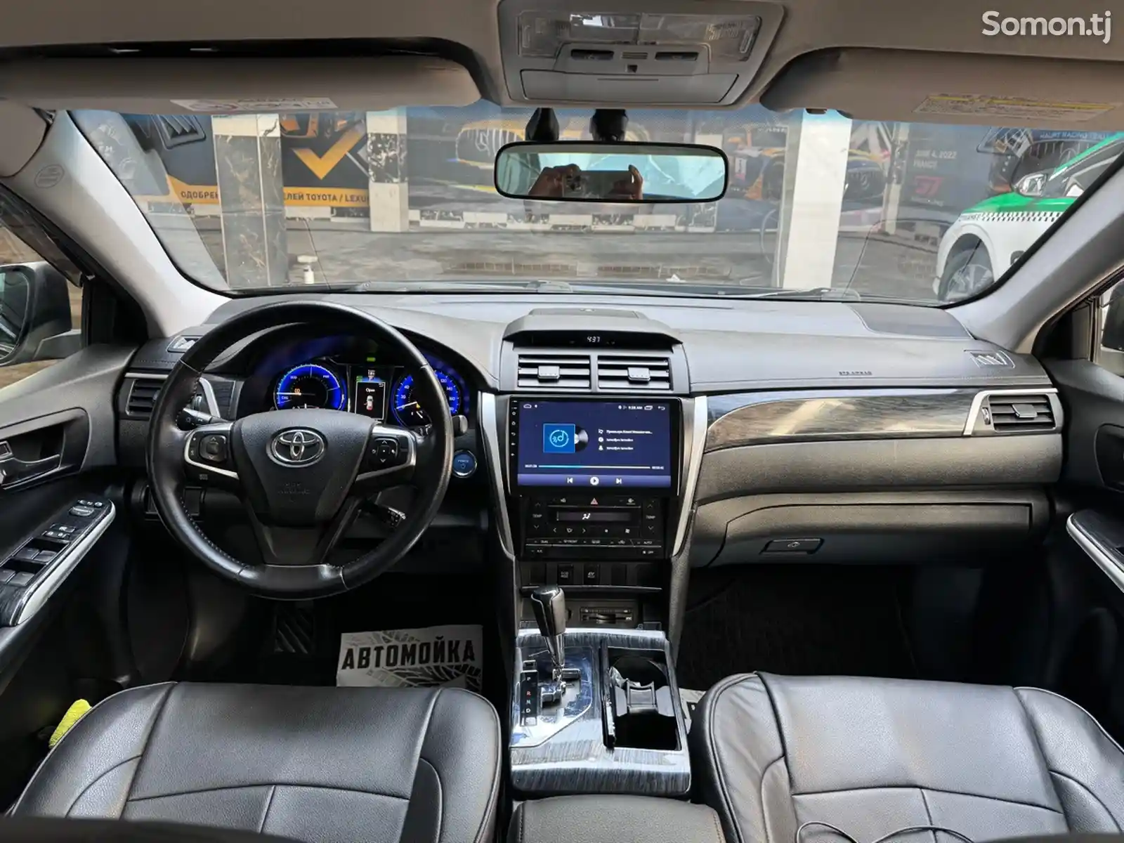 Toyota Camry, 2015-11