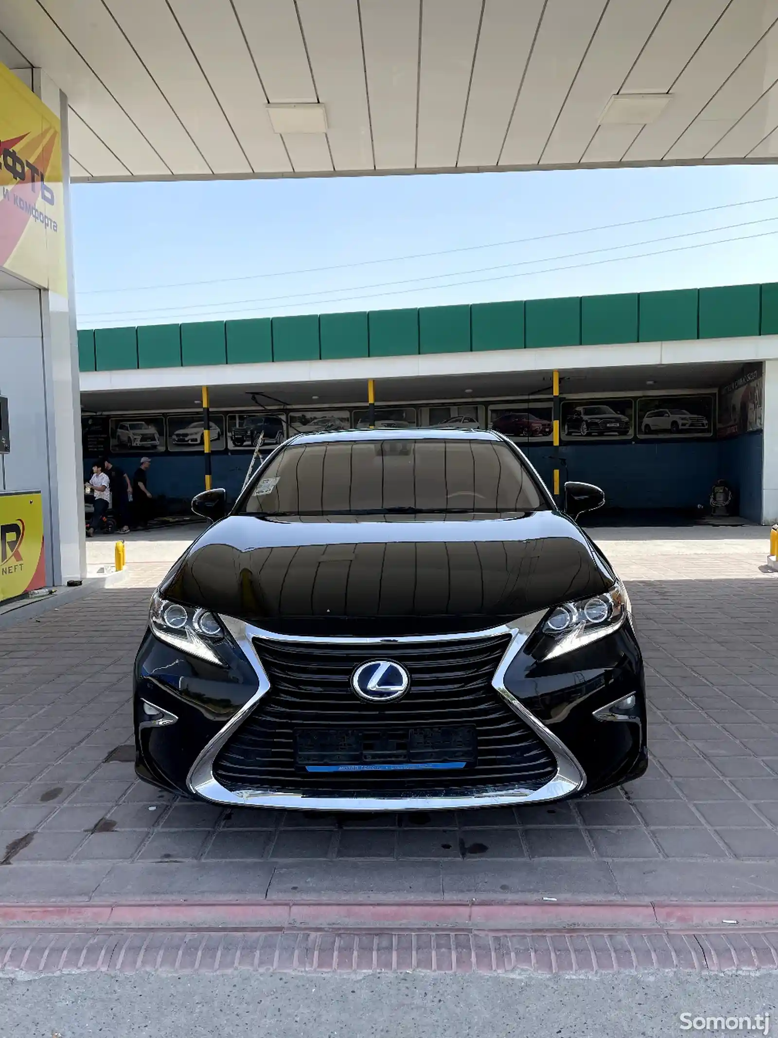 Lexus ES series, 2013-1