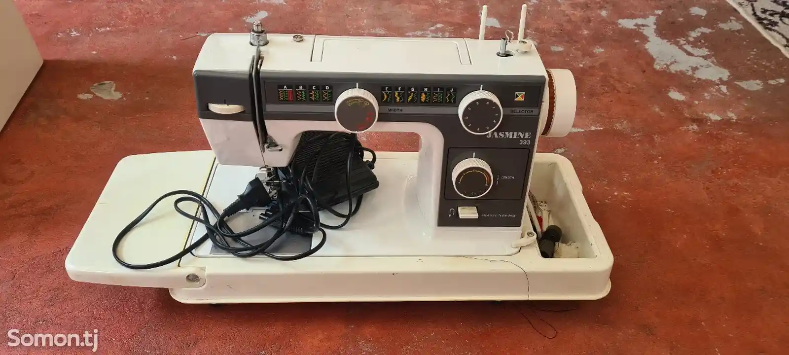 Электрическая швейная машина Jasmin-1