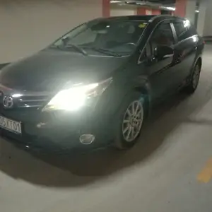 Toyota Avensis, 2015