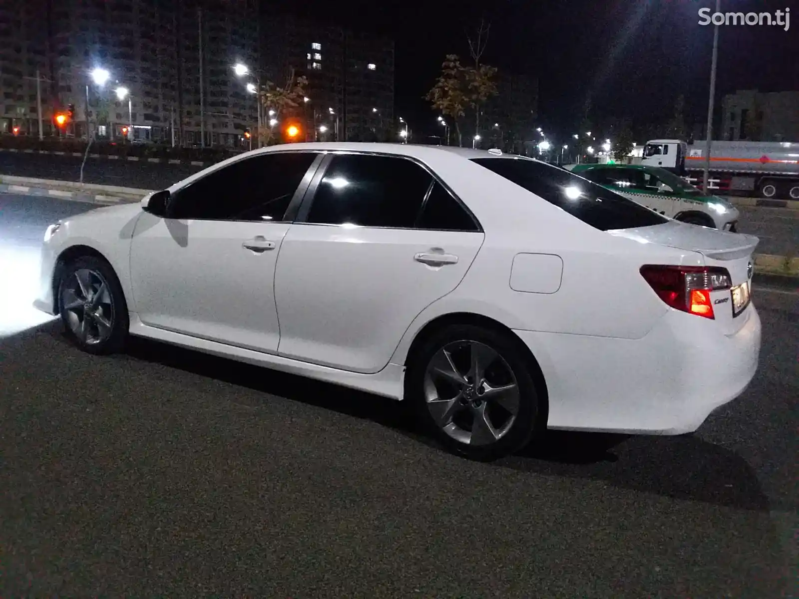 Toyota Camry, 2012-4