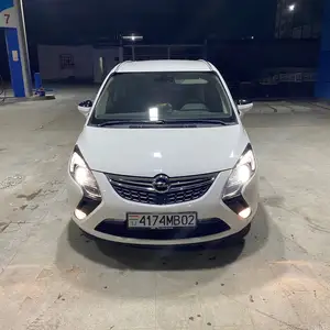 Opel Zafira, 2016