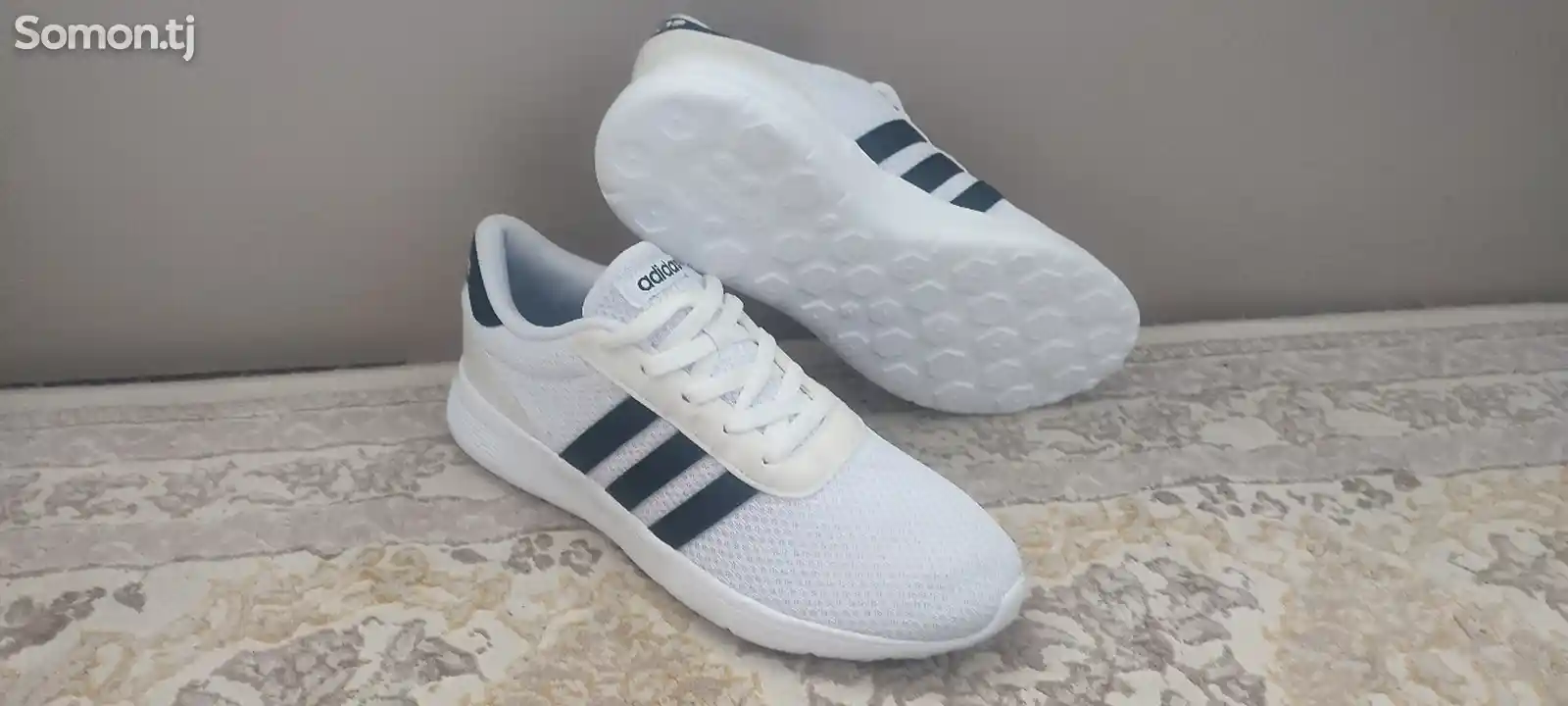 Кроссовки adidas-2