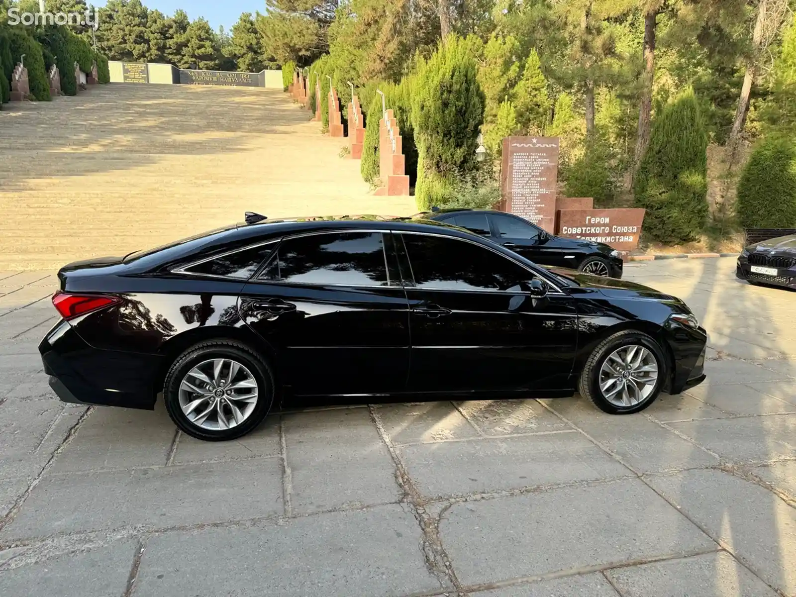 Toyota Avalon, 2019-3