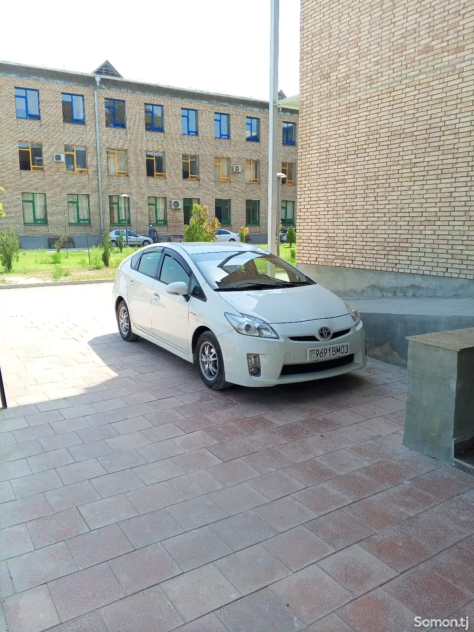 Toyota Prius, 2011-6