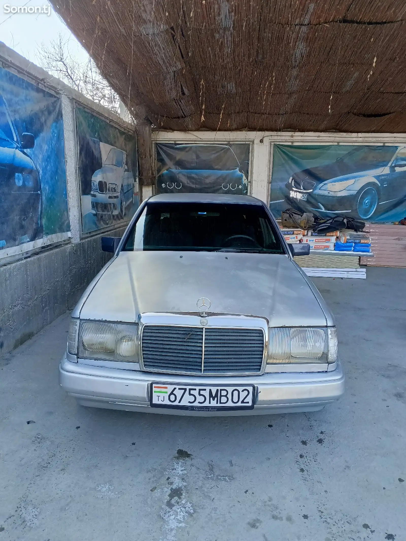 Mercedes-Benz W124, 1988-1