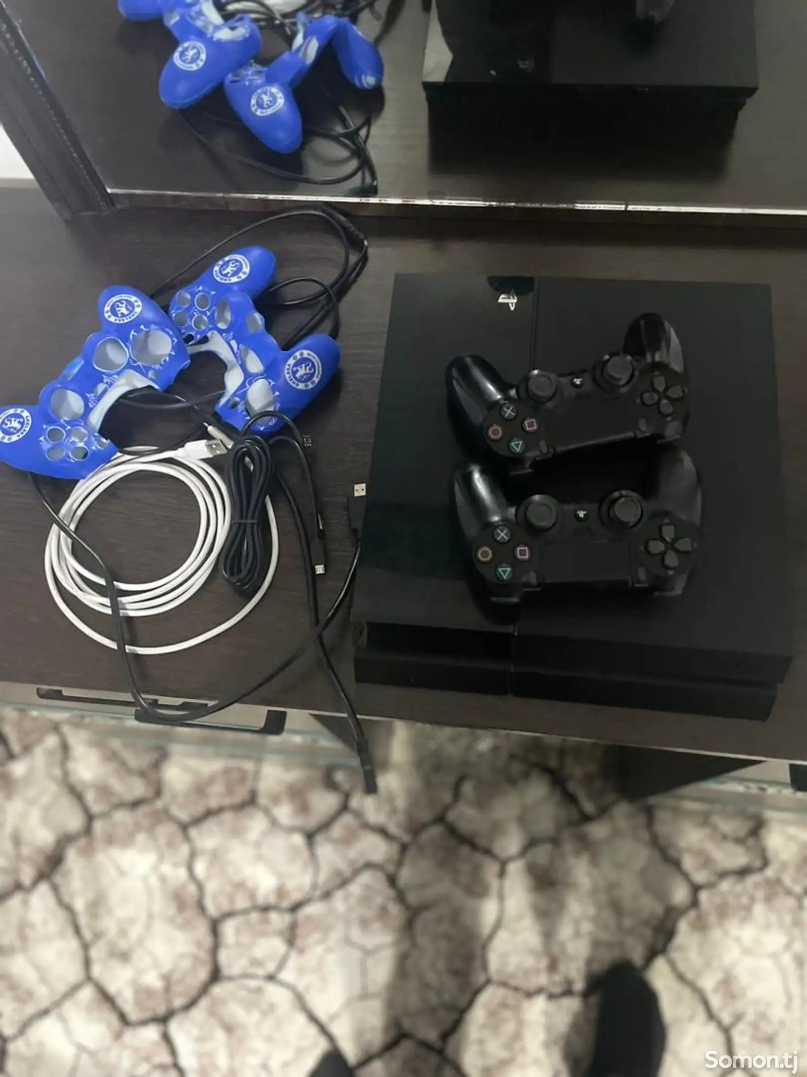 Игровая приставка Sony PlayStation 4-1