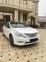 Hyundai Sonata, 2011-8