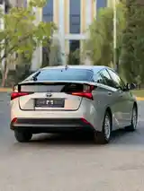 Toyota Prius, 2020-6