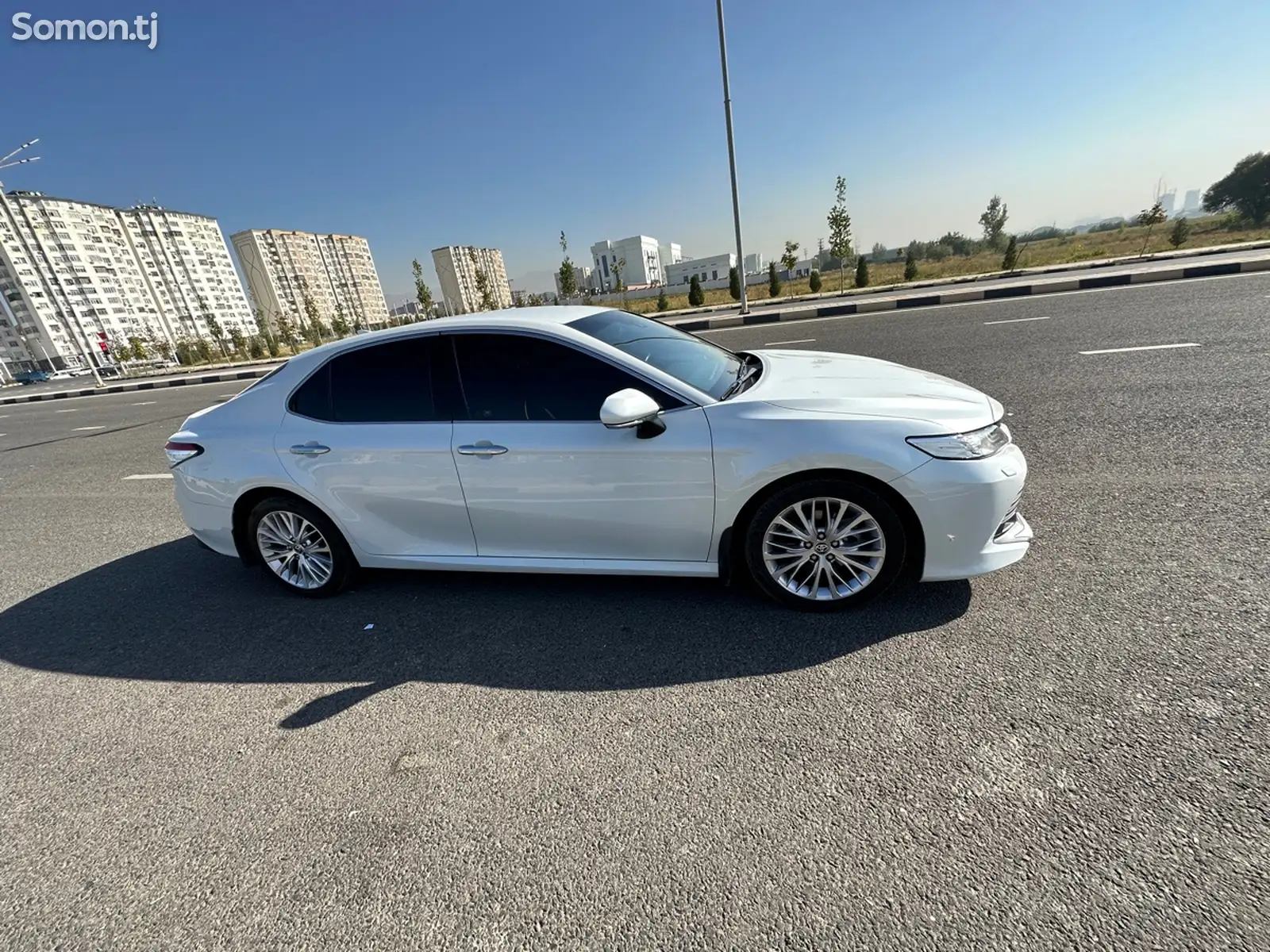 Toyota Camry, 2021-14