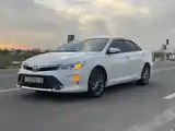 Toyota Camry, 2016-9