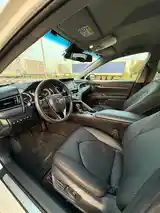 Toyota Camry, 2017-4