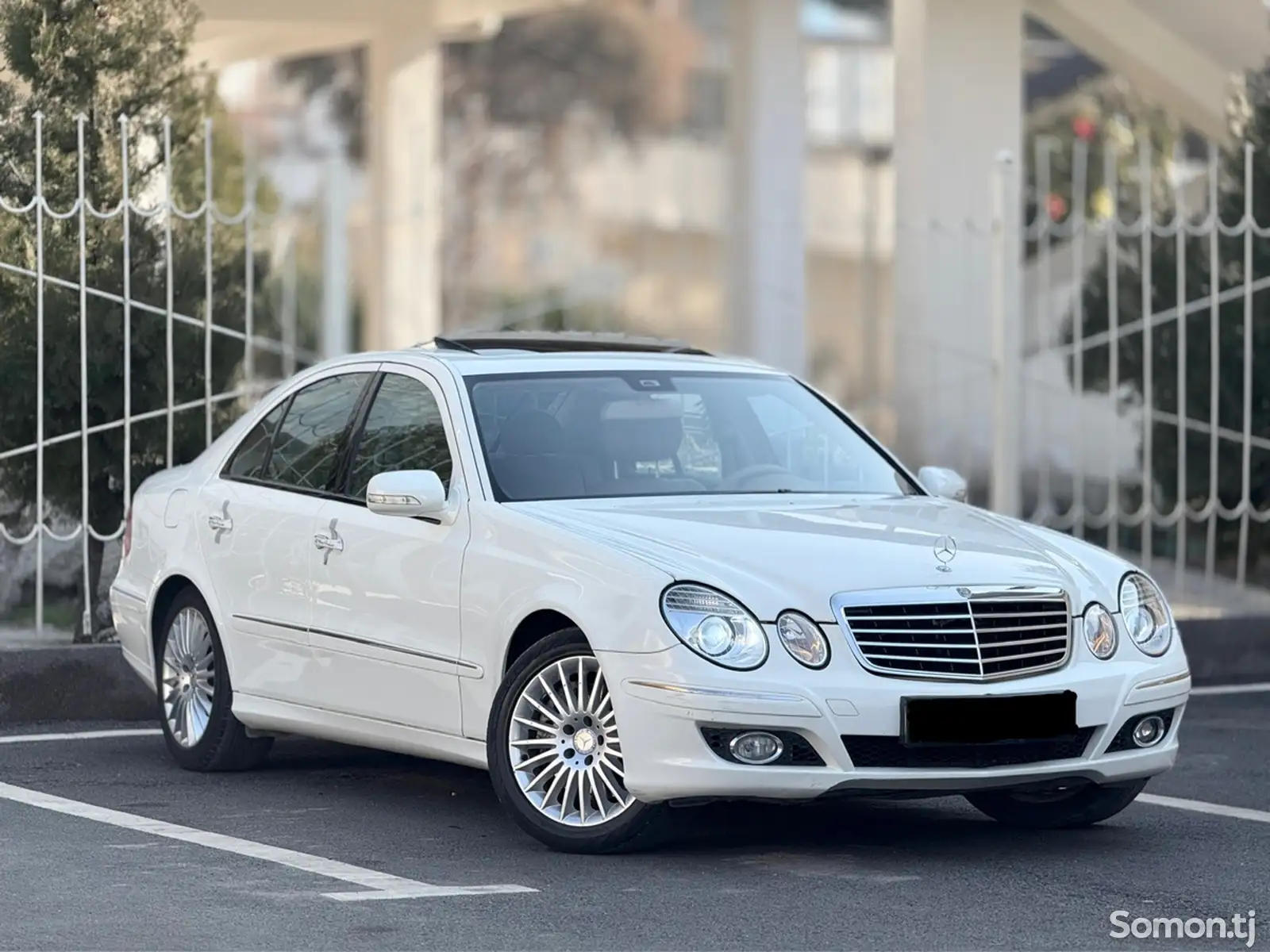 Mercedes-Benz E class, 2008-1