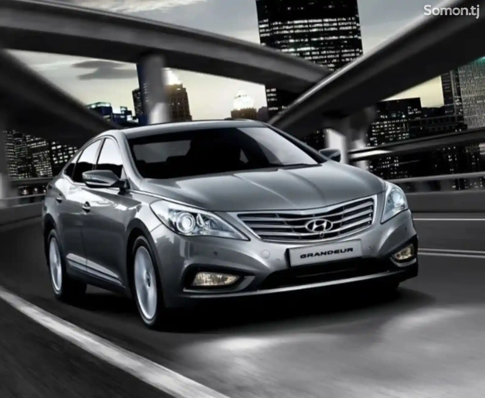 Лобовое стекло переднее на Hyundai Grandeur 2011