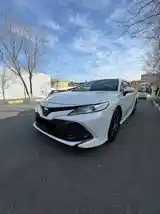 Toyota Camry, 2018-2