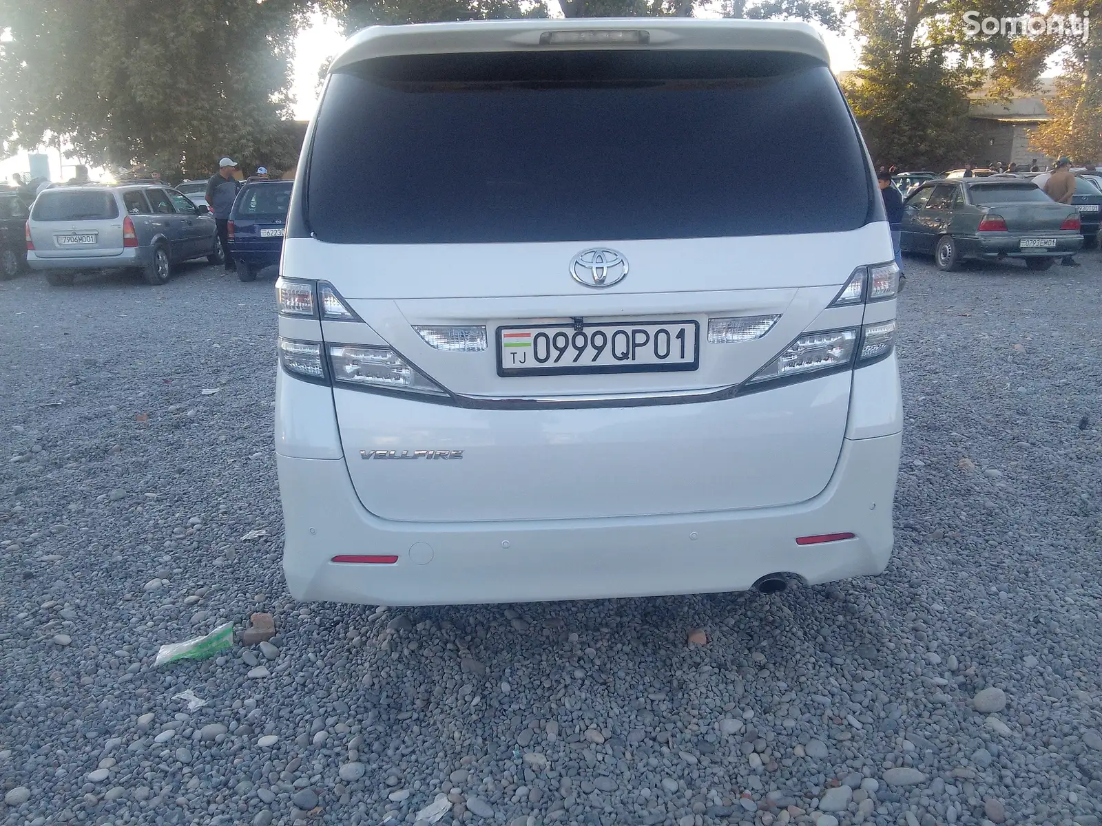 Toyota Vellfire, 2011-2